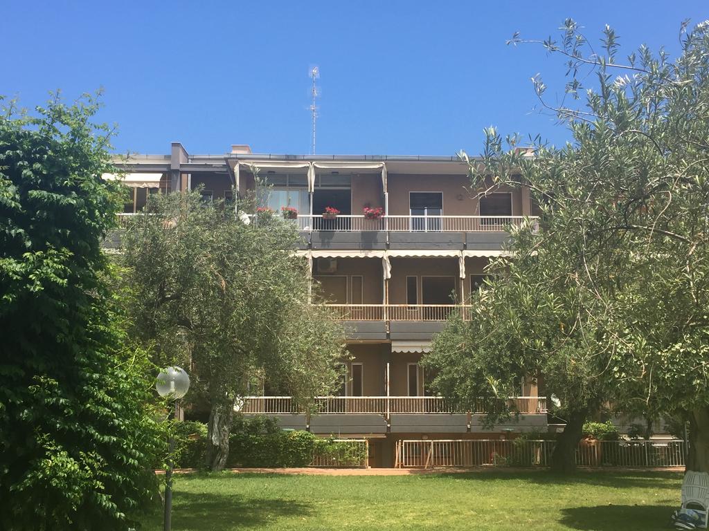 Apartment Sillemi - Casa Sille Летояни Екстериор снимка